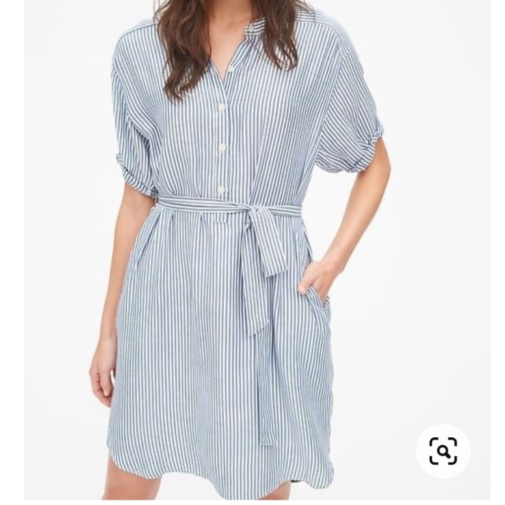 Gap's Perfect Roll-Sleeve Stripe Shirtdress